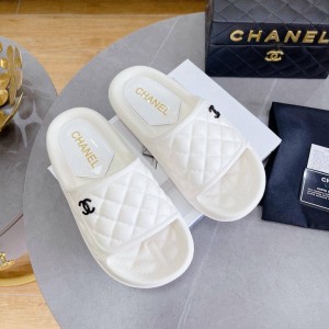 Шлепанцы Chanel F1399
