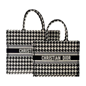 Сумка Christian Dior Book Tote K1038