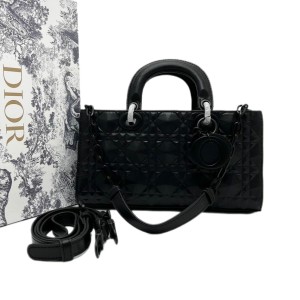 Сумка Christian Dior Lady D-Joy K2830