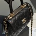Сумка Chanel Flap Bag With Top Handle RE5697