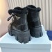 Зимние ботинки Prada F2374