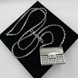 Колье Chanel V1252